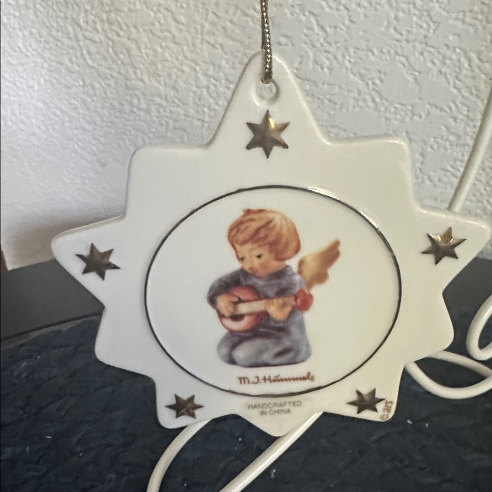 M.J. Hummel Porcelain Star Ornament With Angel Playing Mandolin & Gold Stars